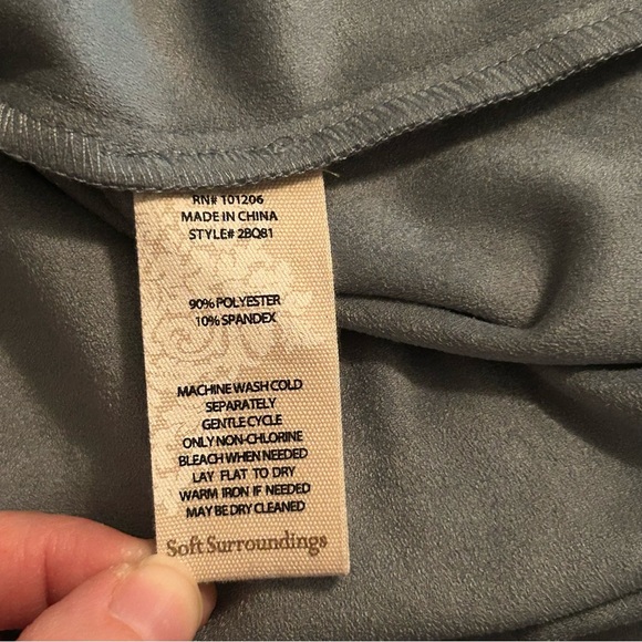 Soft Surroundings Softly Sueded Button Down Shirt Blue Womens Size M Oversized - Picture 5 of 7